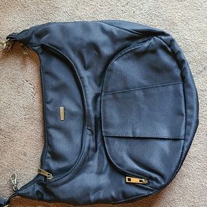 Cross body, anti theft, Travelon black purse